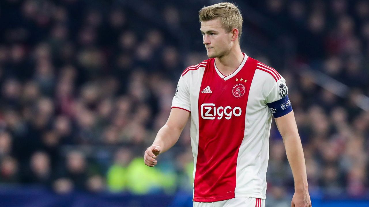 借助地方政 借助地方政