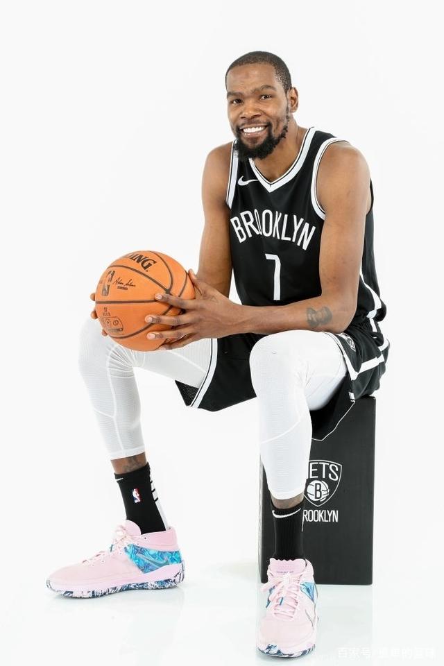 在前场给对 在前场给对