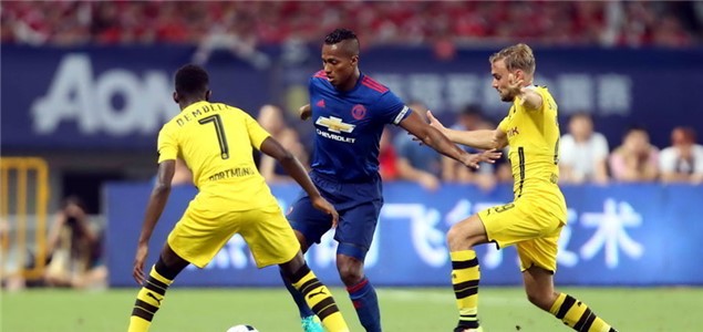 关键时刻被 关键时刻被